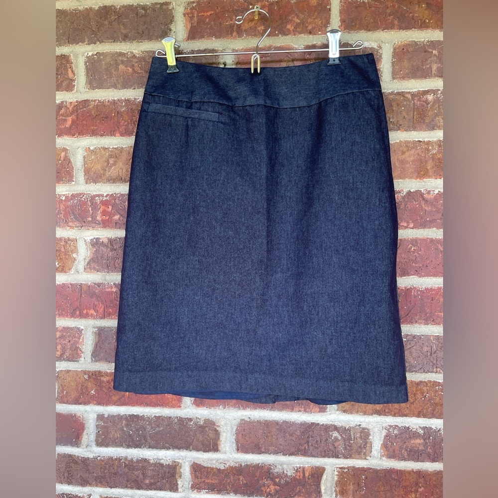 Women’s Merona Dark Blue Chambray Pencil Skirt Lined Size 4